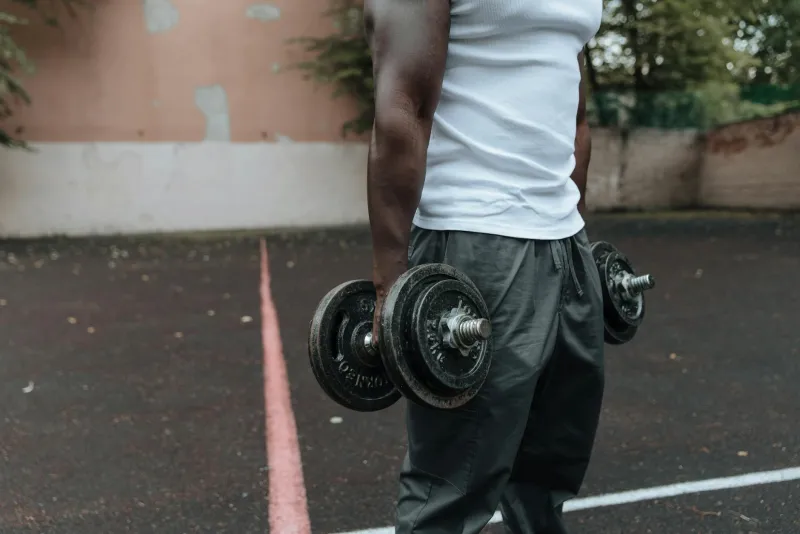 Strength training with supplements on a table