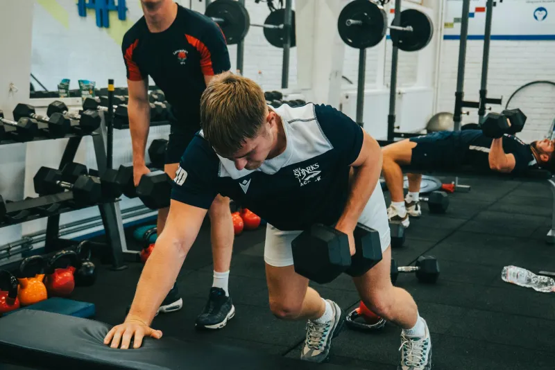 Beginner training in the gym, representing the HMB beginners guide