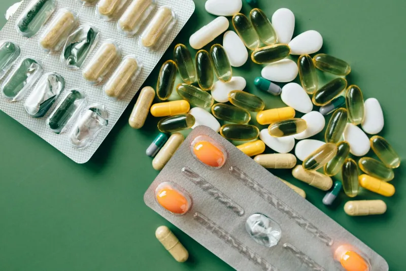 Multivitamin and supplement combination for athletes