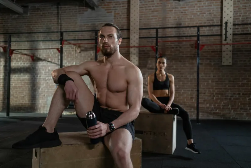 Athlete training in the gym - beta-alanine absorption and performance