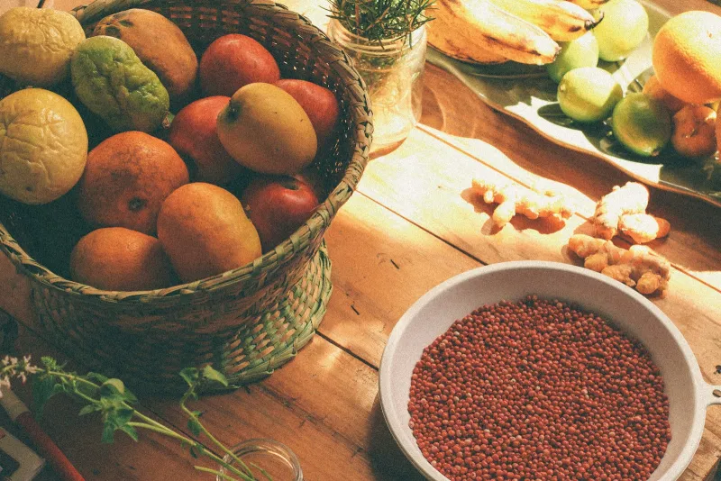 Fresh seafood, nuts and seeds rich in zinc