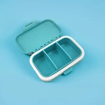 Pillbox turquoise three compartments TM — Accessory - product image